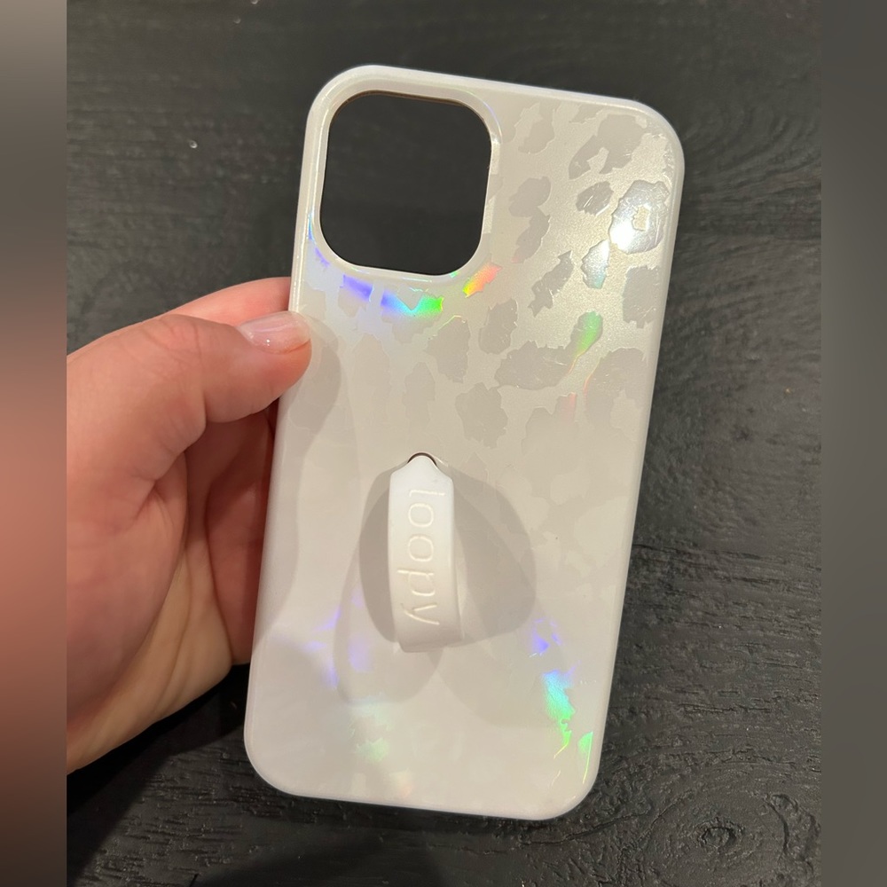 iPhone 12/12 Pro Loopy case - opal leopard - EUC